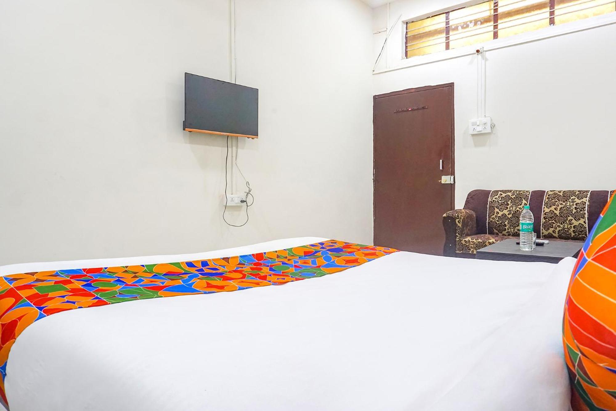 Fabhotel Om Sai - Nr Nashik Railway Station Экстерьер фото