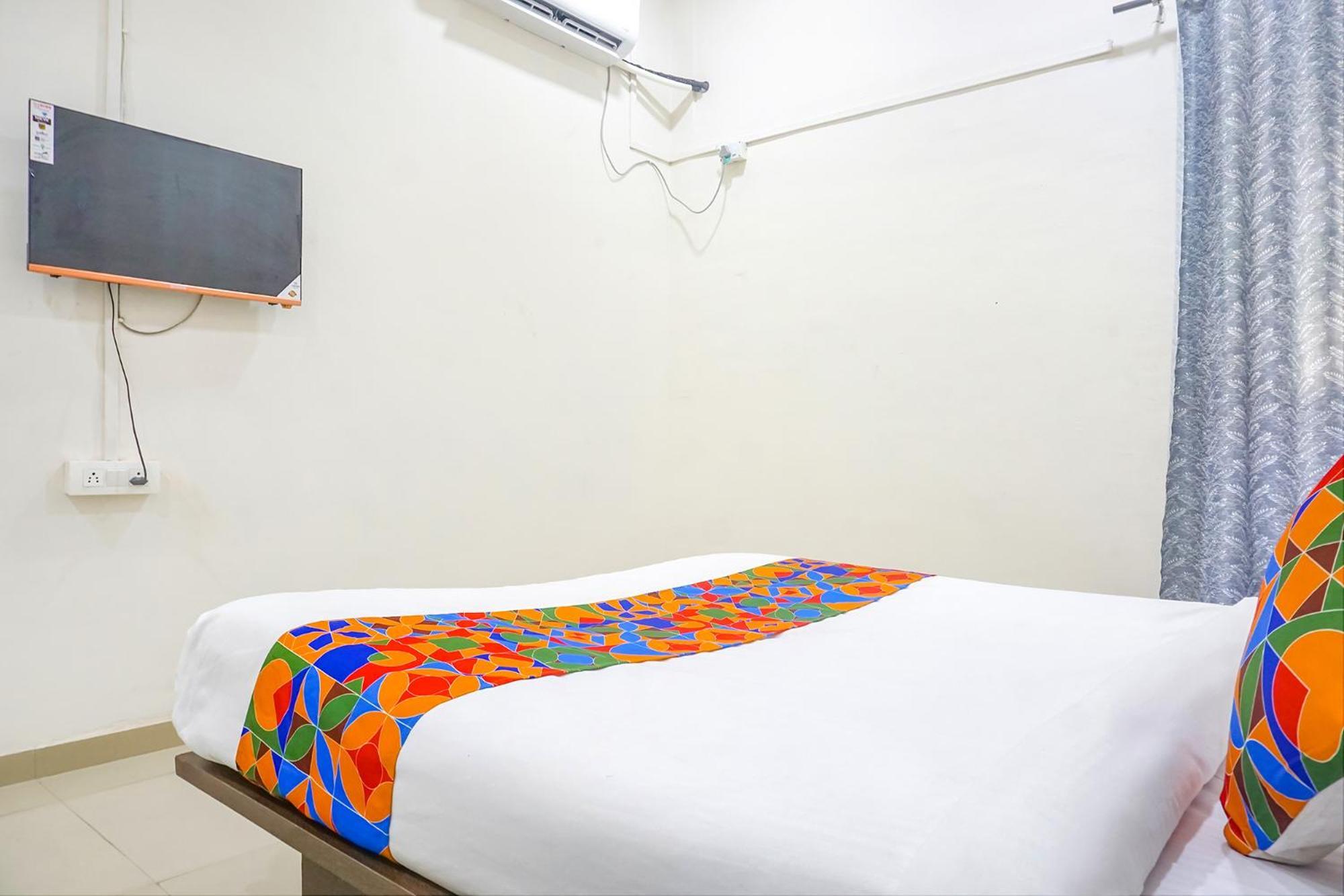Fabhotel Om Sai - Nr Nashik Railway Station Экстерьер фото