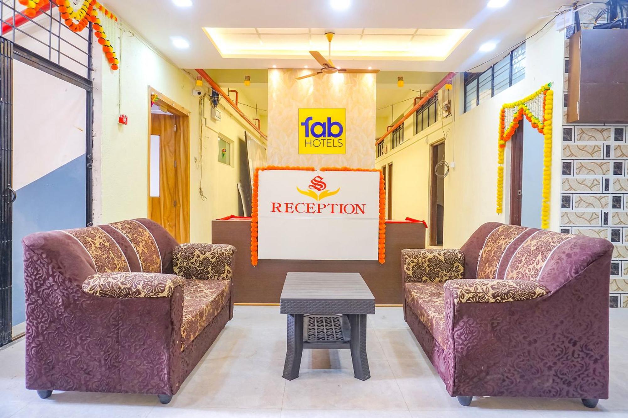 Fabhotel Om Sai - Nr Nashik Railway Station Экстерьер фото